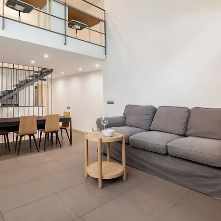 Modern And Bright 4bd Triplex In Paralel! Prázdninový dům Barcelona