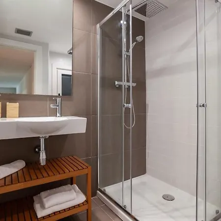 Prázdninový dům Modern And Bright 4bd Triplex In Paralel! *